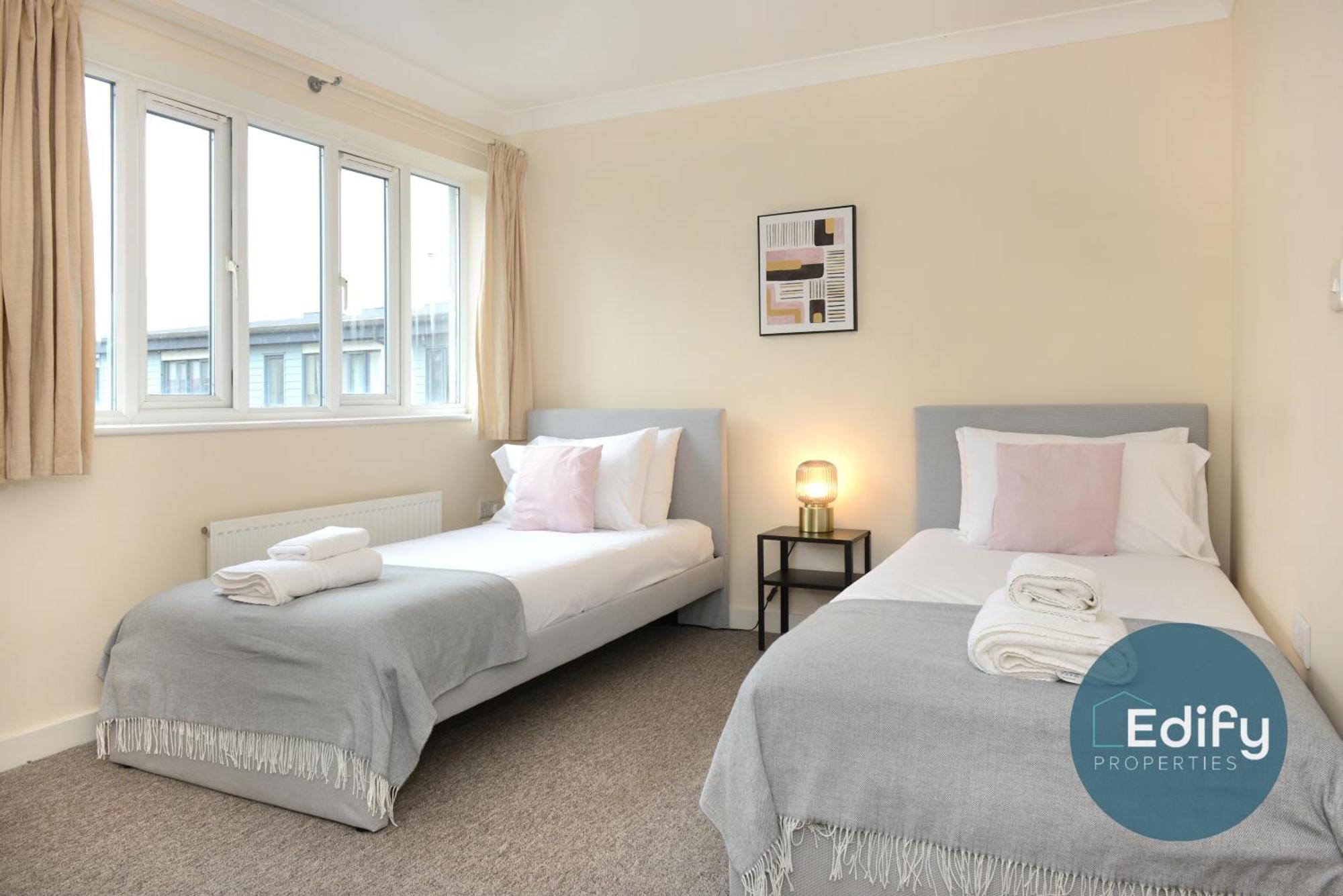 City Centre Townhouse, Sleeps 8, Free Parking Southampton Eksteriør billede