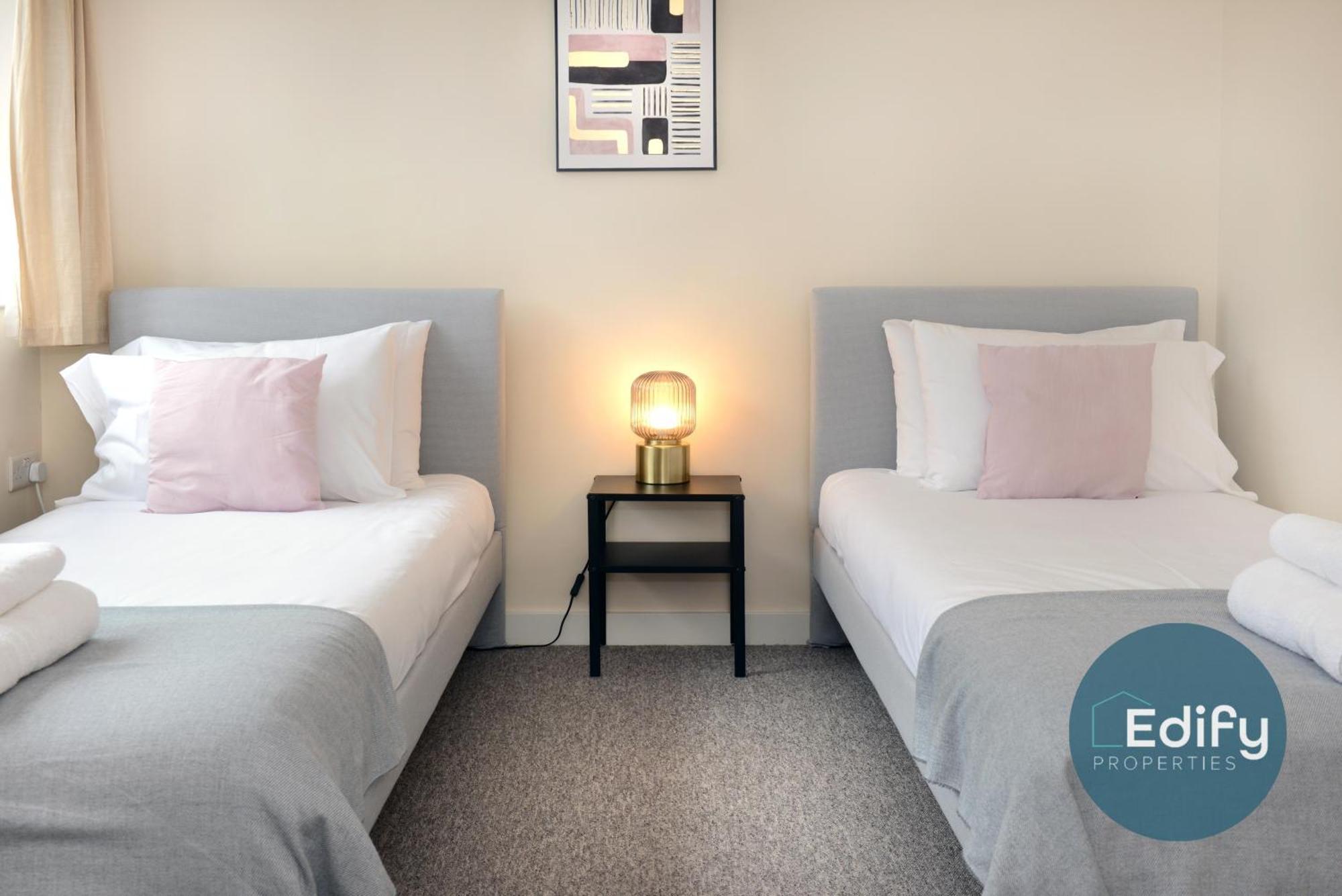 City Centre Townhouse, Sleeps 8, Free Parking Southampton Eksteriør billede